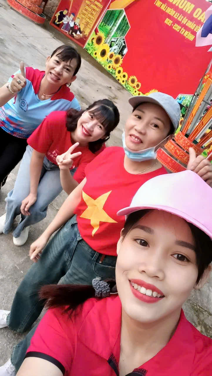 Trường Tiểu học Nguyễn Bỉnh Khiêm hưởng ứng phong trào “Cùng Việt Nam tiến bước – 1 tỷ bước chân tiến vào kỷ nguyên mới”